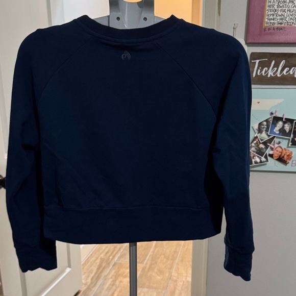 Ryderwear Deep Blue crop sweatshirt - Picture 6 of 10